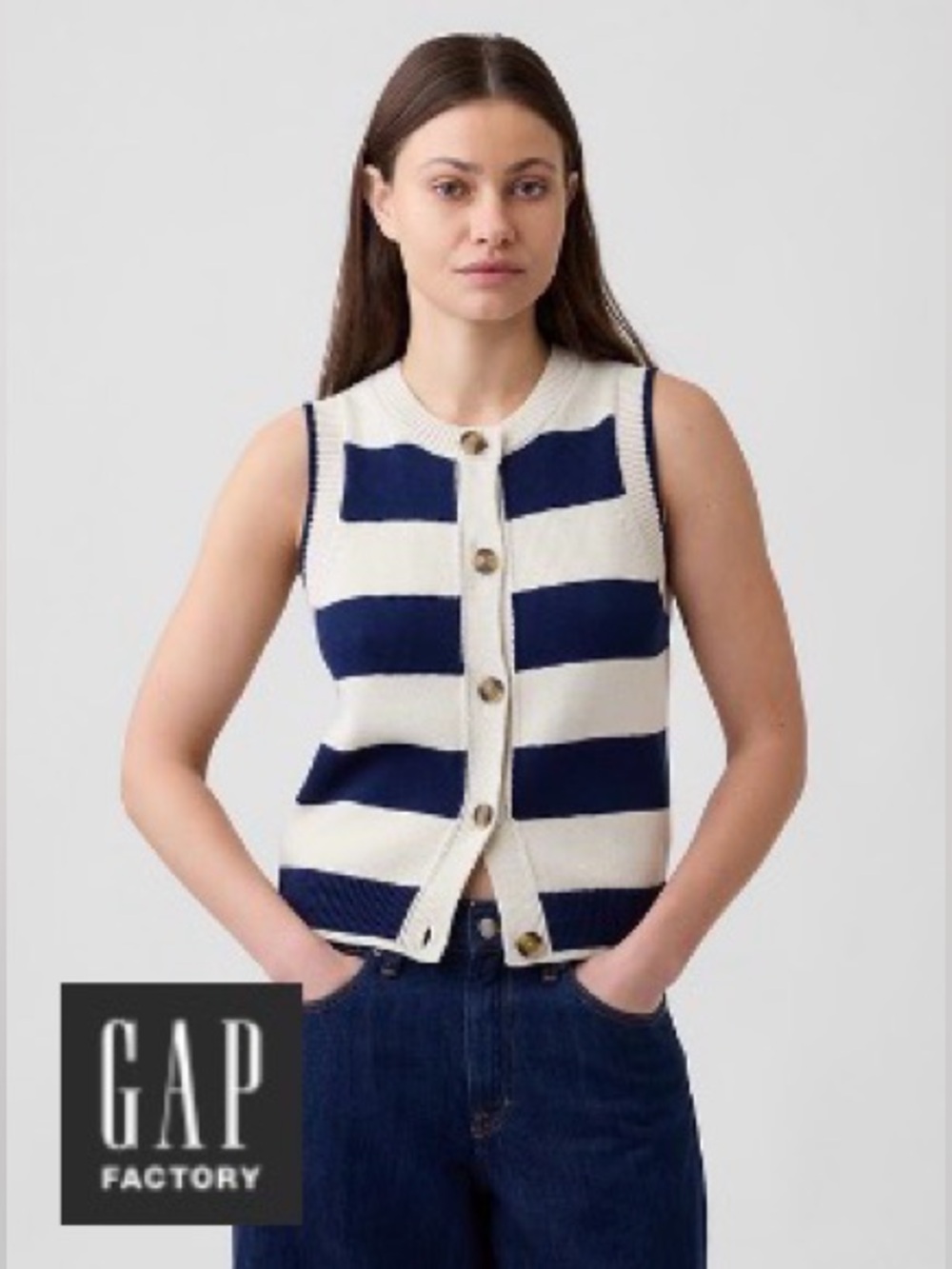 GAP Striped Sleeveless Sweater Button-Front Cardigan in Navy and White